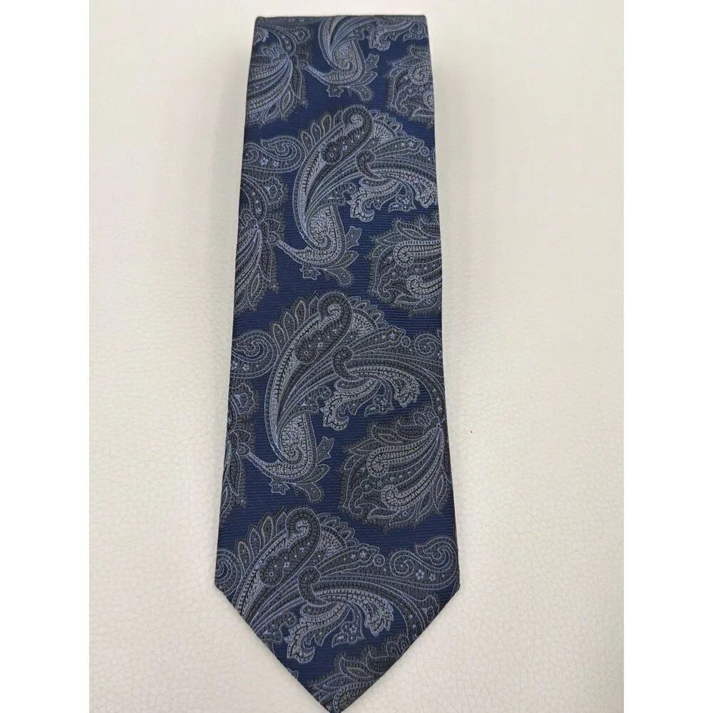 Jos. A. Bank Men’s Blue Paisley Silk Necktie <3 - Picture 3 of 4